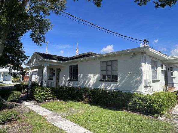 West Tampa Freestanding Building : 2323 W Aileen St, Tampa, FL 33607